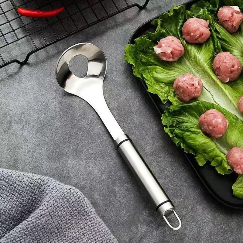 Ustensila metalica pentru facut chiftele
