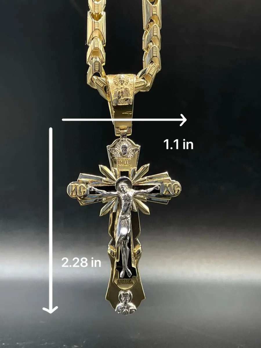 Colier Crucifix cu Iisus – Protecție, Credință și Eleganță